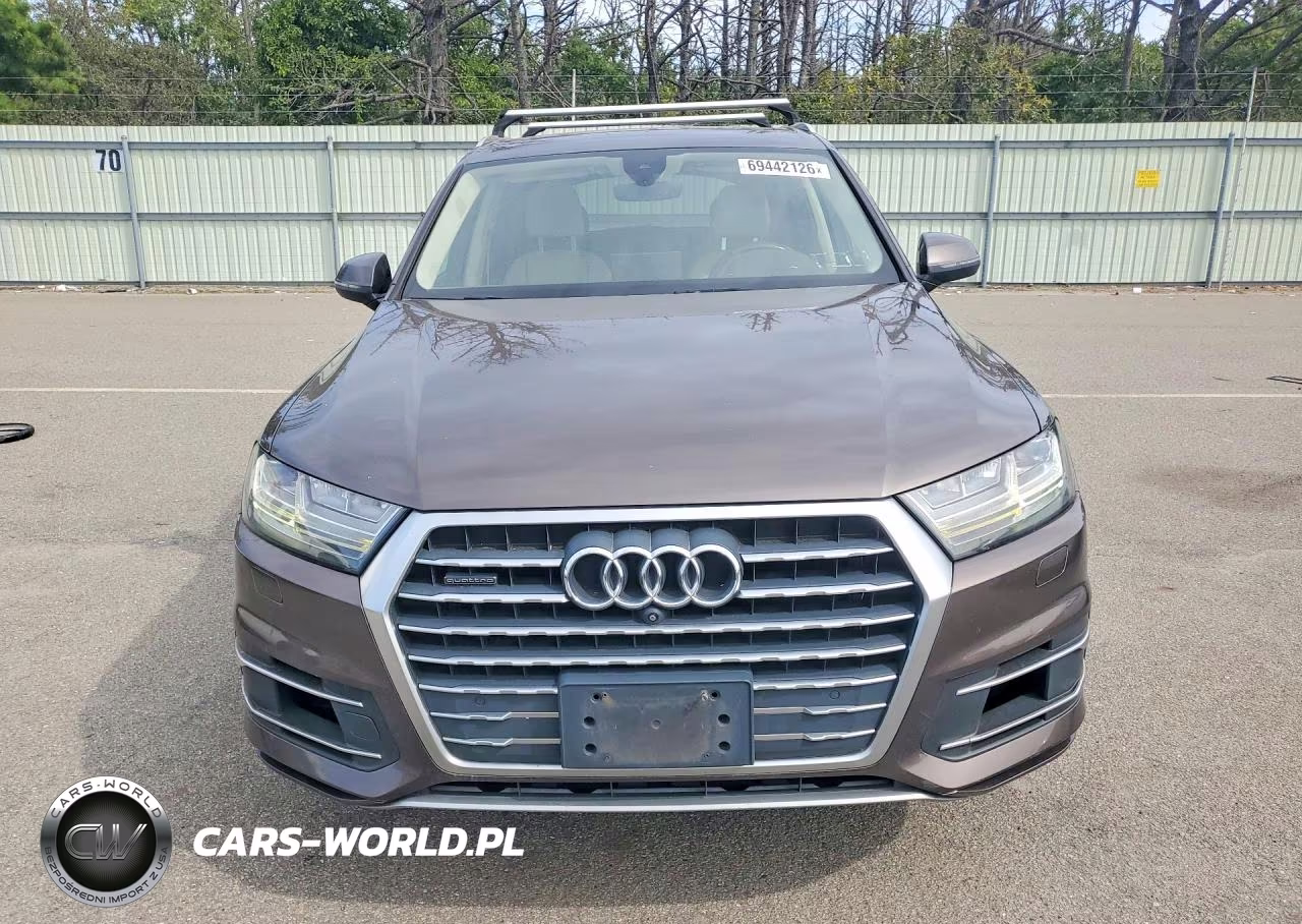 2017 Audi Q7 Premium Plus VIN:WA1LABF75HD058601 - 5