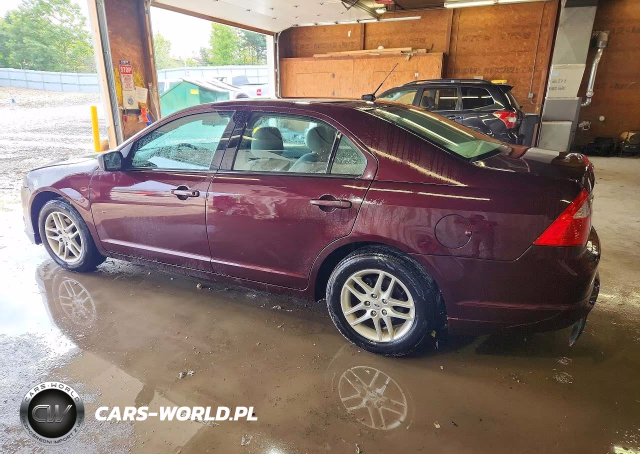 2012 Ford Fusion S VIN:3FAHP0GA0CR358593 - 2