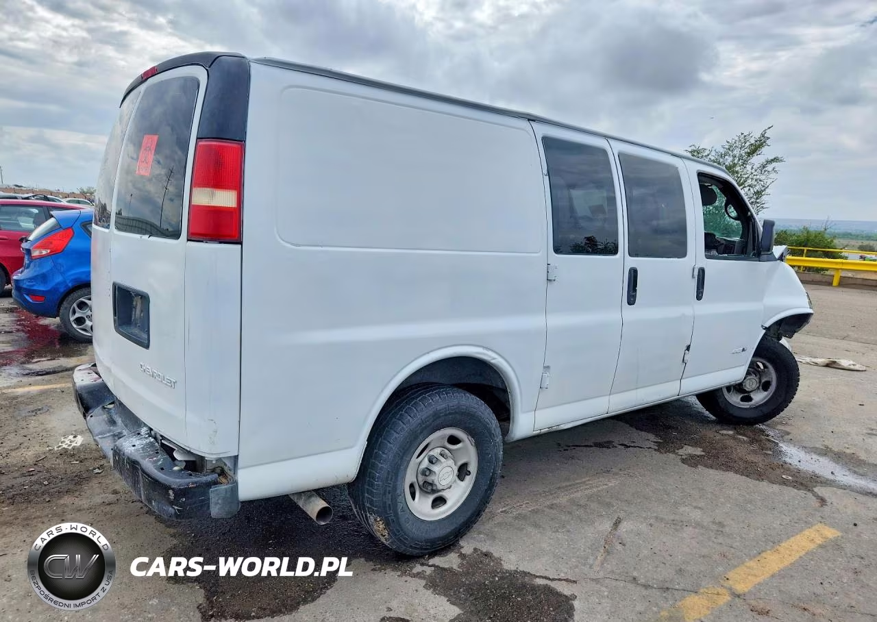 2006 Chevrolet Express G2500 VIN:1GCGG25V361151217 - 3