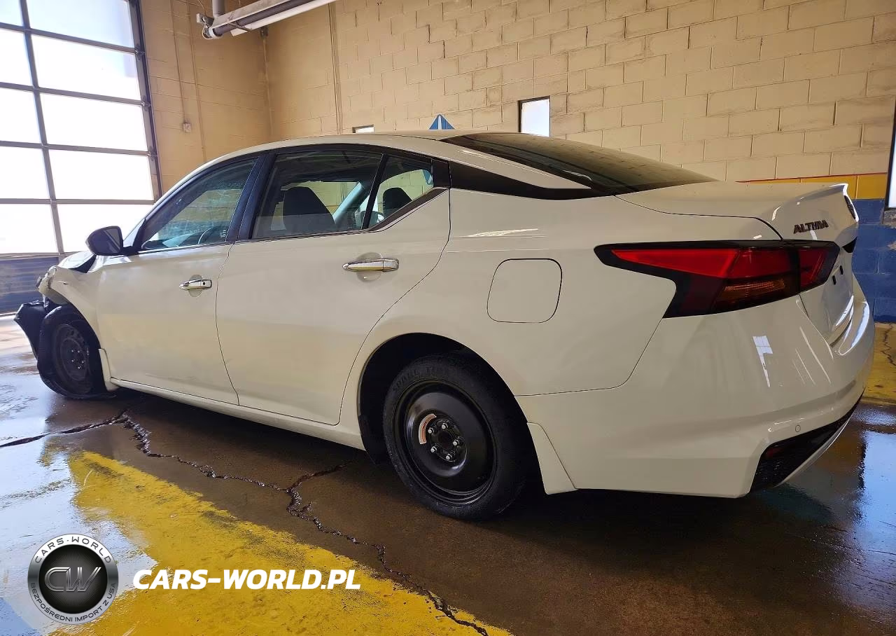2023 Nissan Altima S VIN:1N4BL4BVXPN358614 - 2