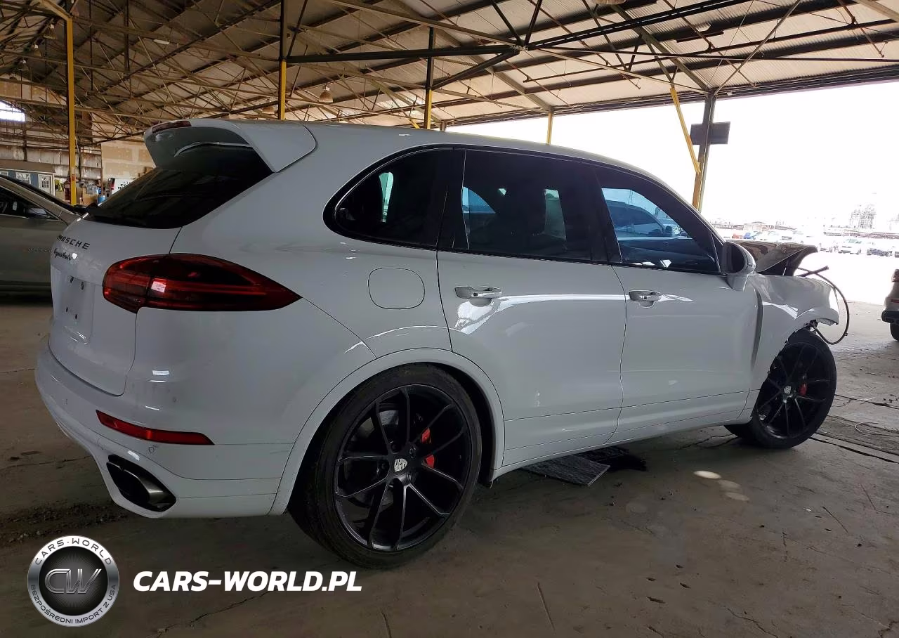 2017 Porsche Cayenne Turbo VIN:WP1AC2A20HLA92436 - 3