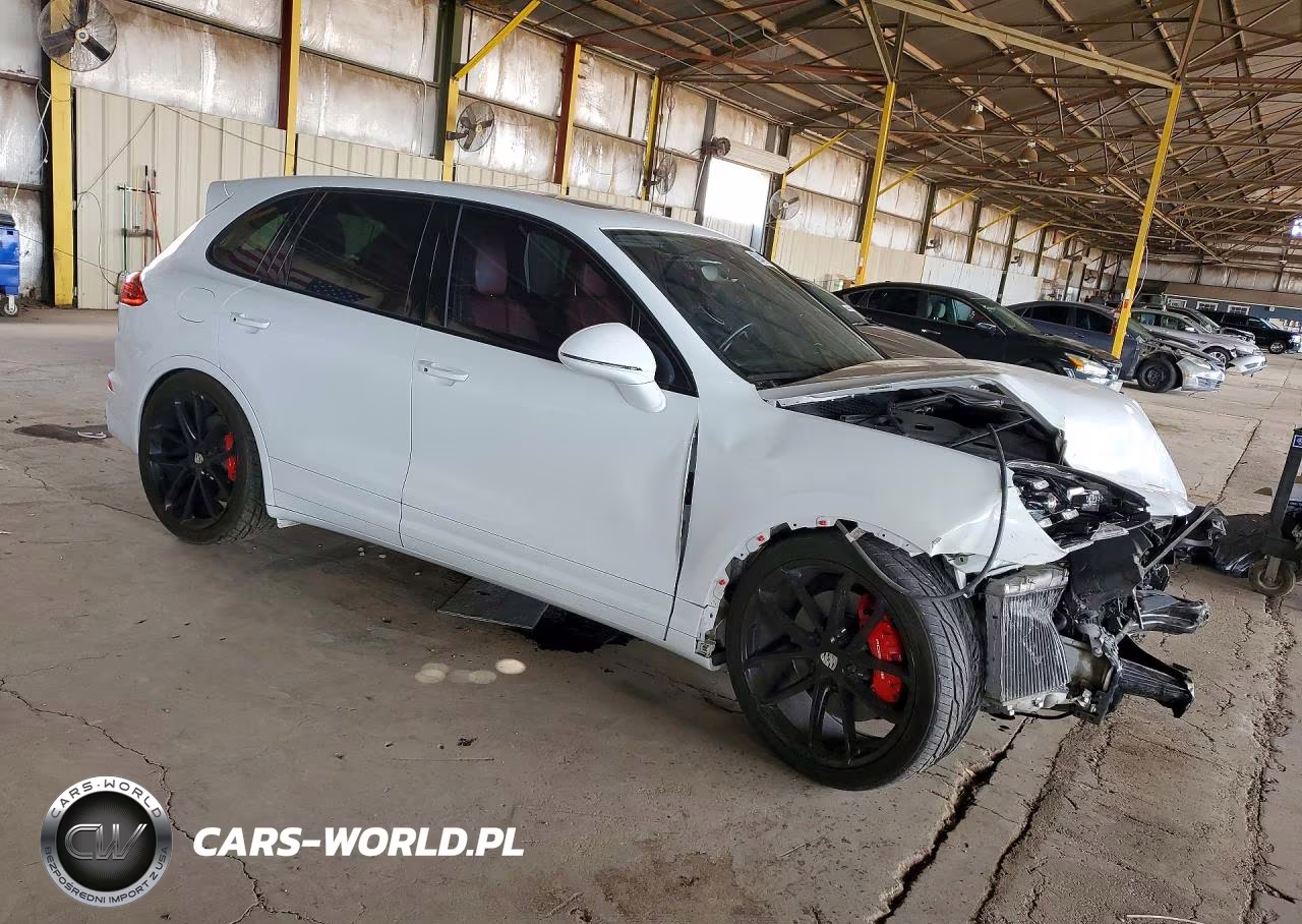 2017 Porsche Cayenne Turbo VIN:WP1AC2A20HLA92436 - 4