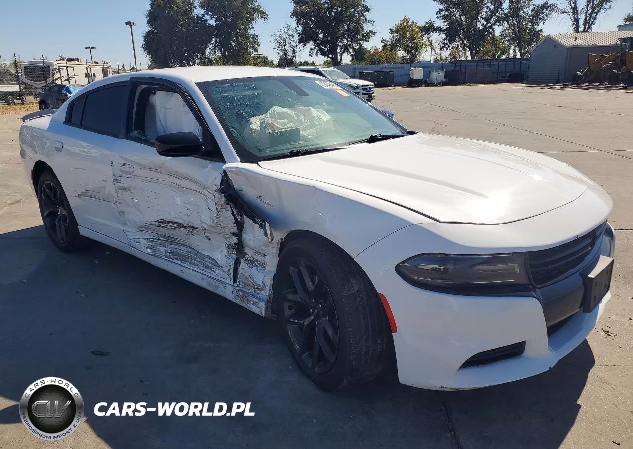 2019 Dodge Charger Sxt VIN:2C3CDXBG2KH692754 - 4