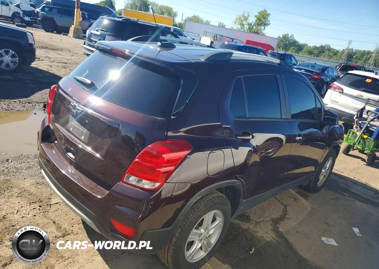 2021 Chevrolet Trax 1Lt VIN:KL7CJLSB4MB329186 - 3
