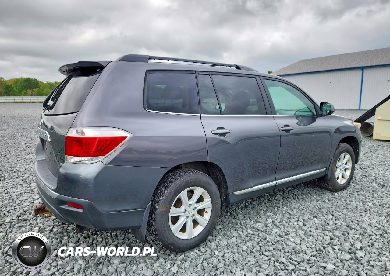 2012 Toyota Highlander Se VIN:5TDBK3EH9CS173682 - 3
