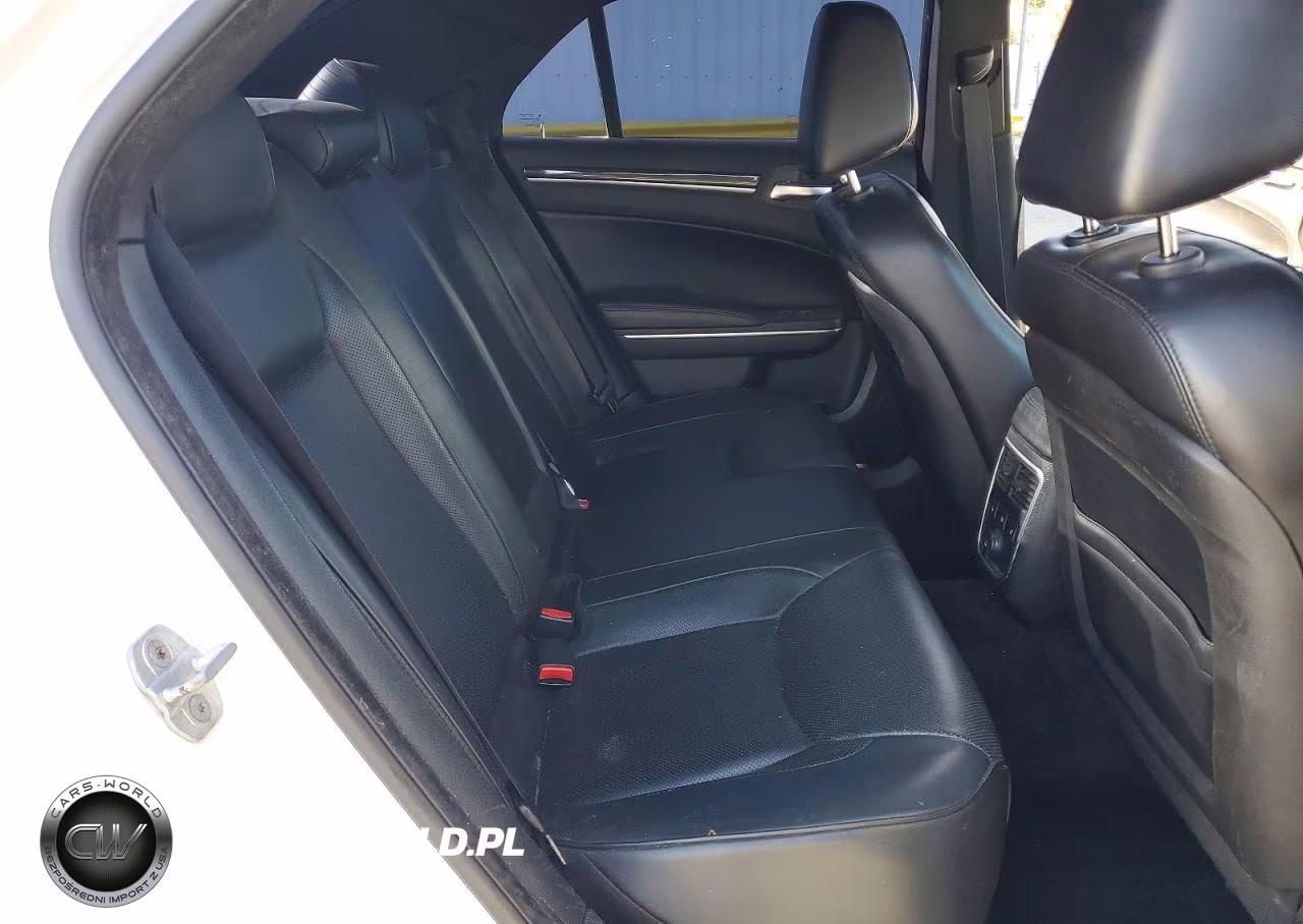 2013 Chrysler 300C VIN:2C3CCAEG4DH606598 - 10