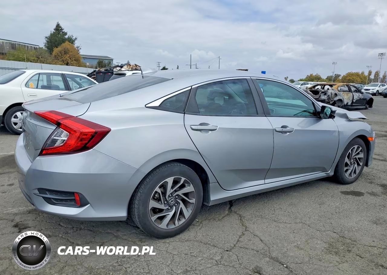 2017 Honda Civic Ex VIN:19XFC2F7XHE221206 - 3