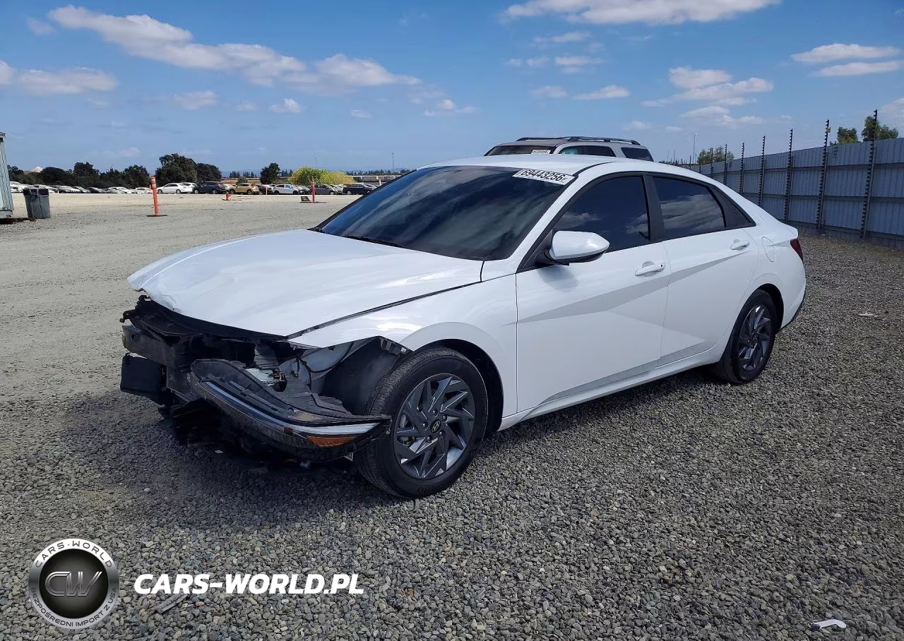 2024 Hyundai Elantra Sel