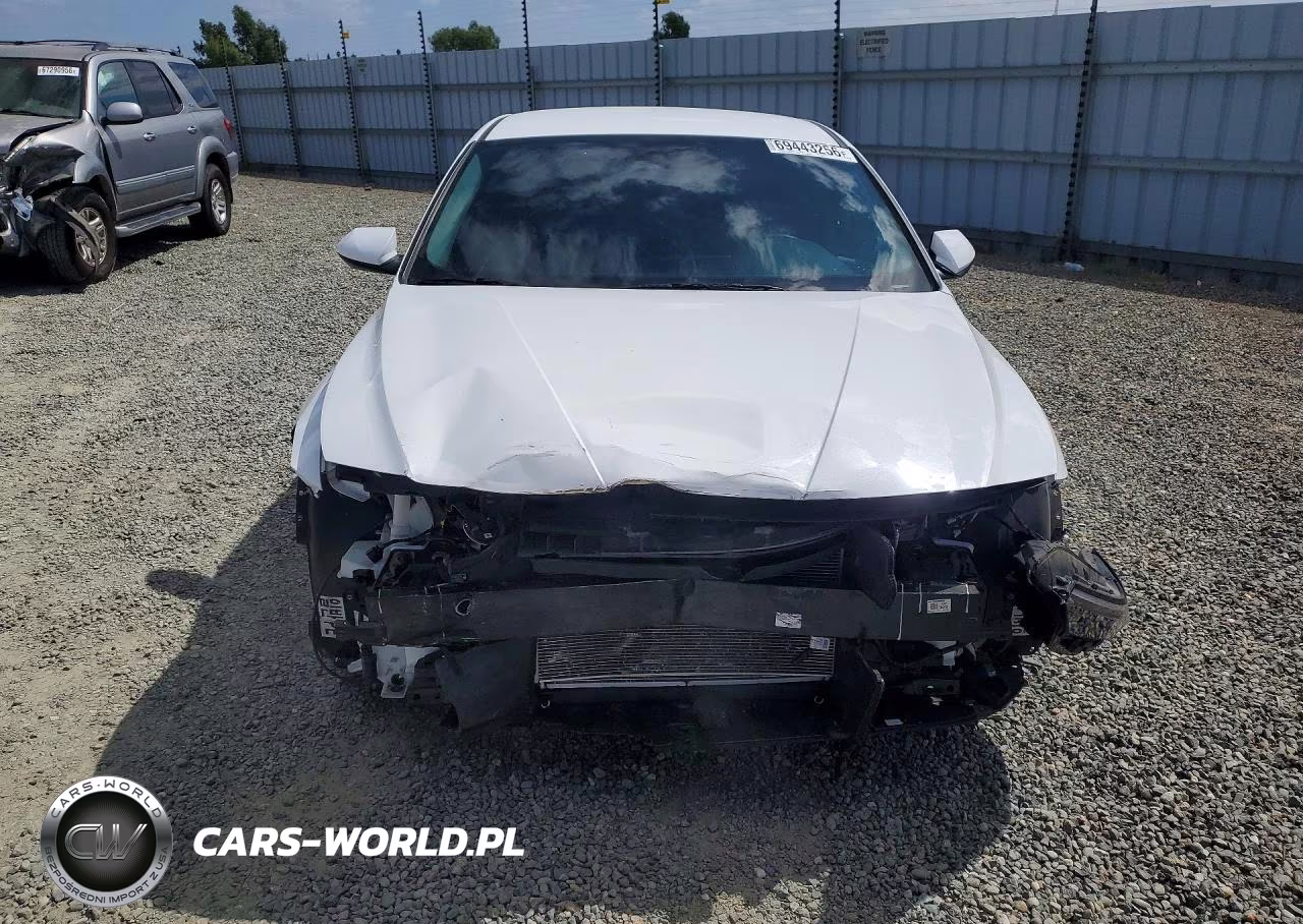 2024 Hyundai Elantra Sel VIN:KMHLM4DG3RU807663 - 5