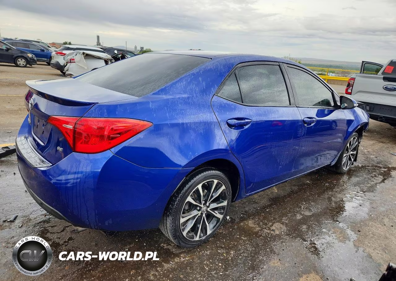 2018 Toyota Corolla Se VIN:2T1BURHE0JC080490 - 3