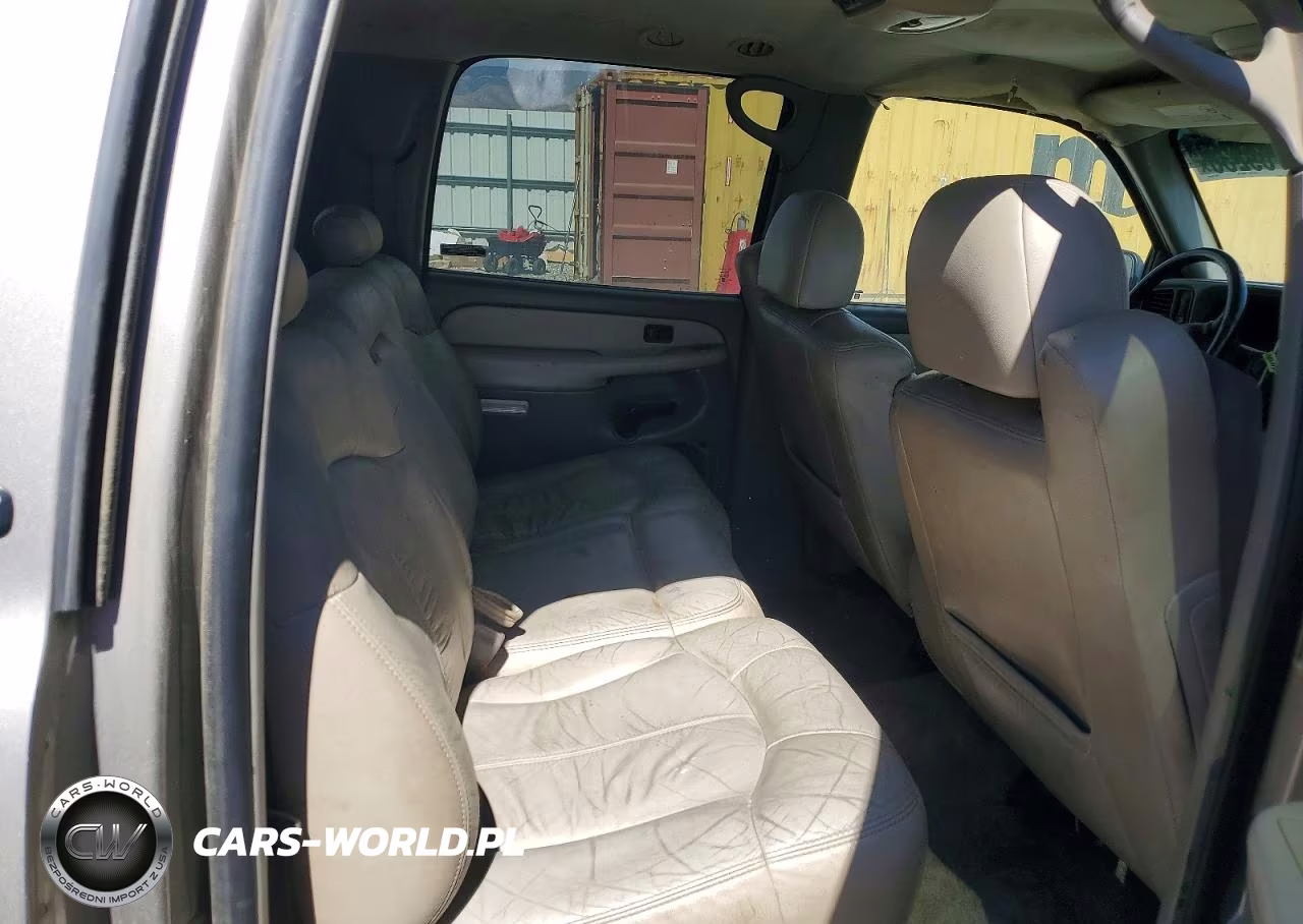2002 Chevrolet Suburban C1500 VIN:1GNEC16T42J216099 - 11