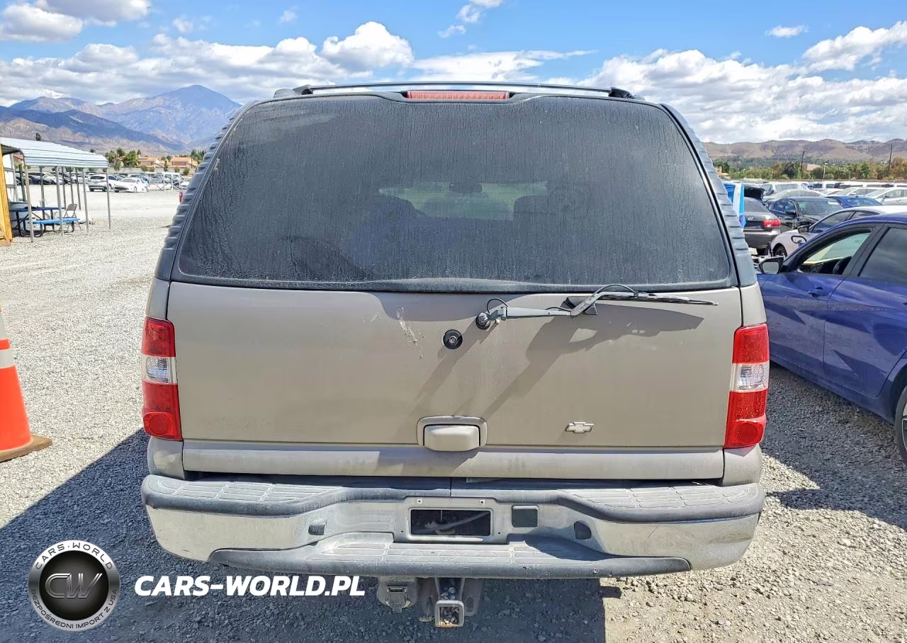 2002 Chevrolet Suburban C1500 VIN:1GNEC16T42J216099 - 6