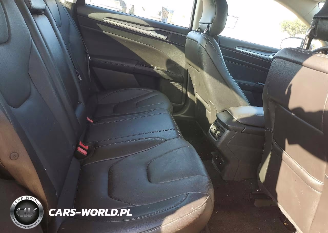 2014 Ford Fusion Titanium VIN:3FA6P0K97ER270096 - 10