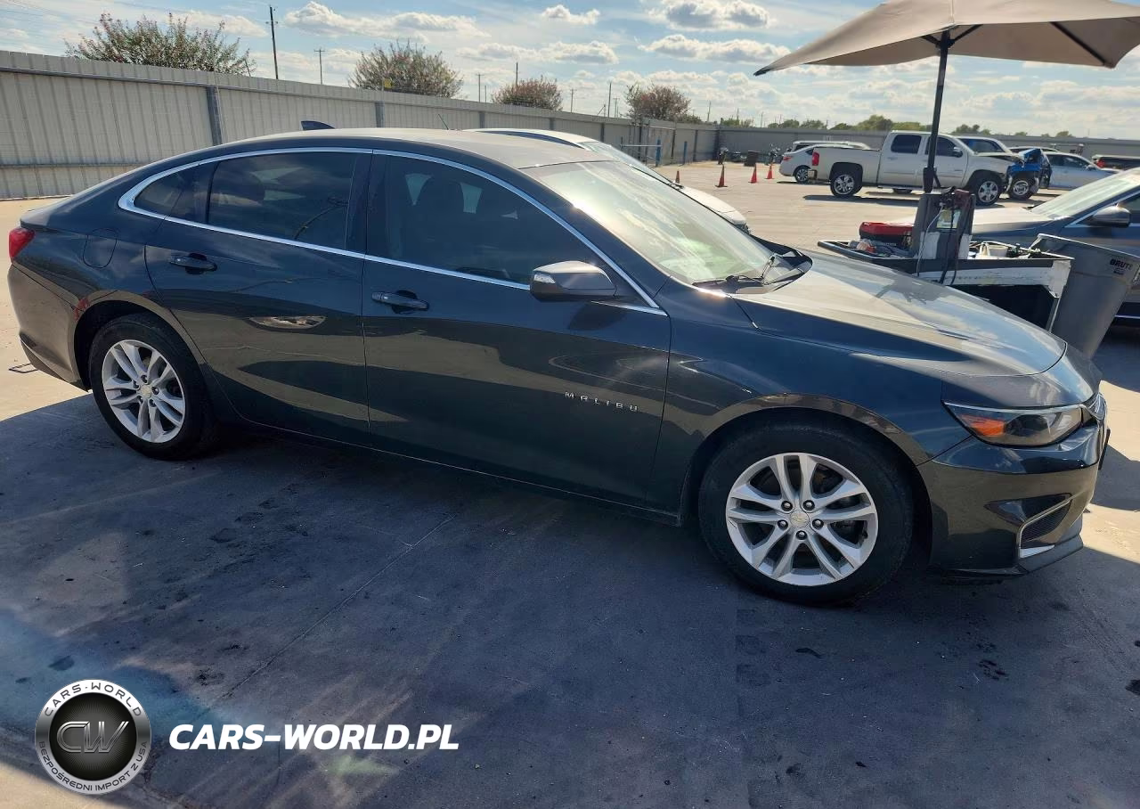 2018 Chevrolet Malibu Lt VIN:1G1ZD5ST1JF163666 - 4