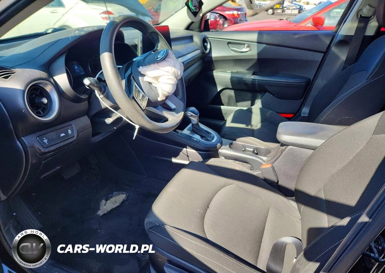 2021 Kia Forte Lxs VIN:3KPF24AD2ME387449 - 7