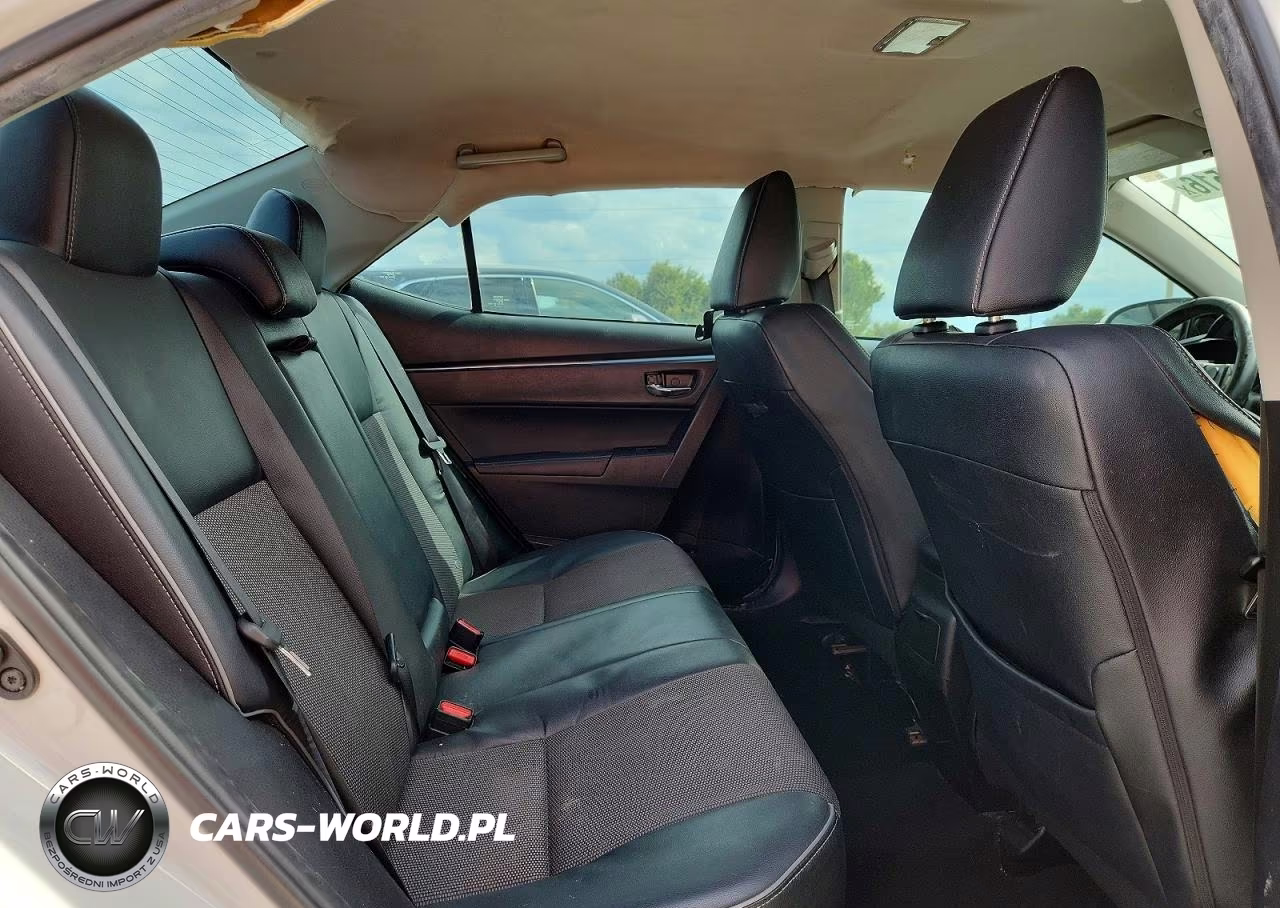 2015 Toyota Corolla S Plus VIN:5YFBURHE7FP212202 - 10