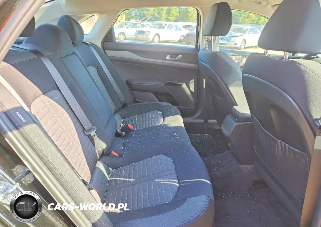 2026 Kia K5 Lxs VIN:KNAG24J78T5488100 - 10