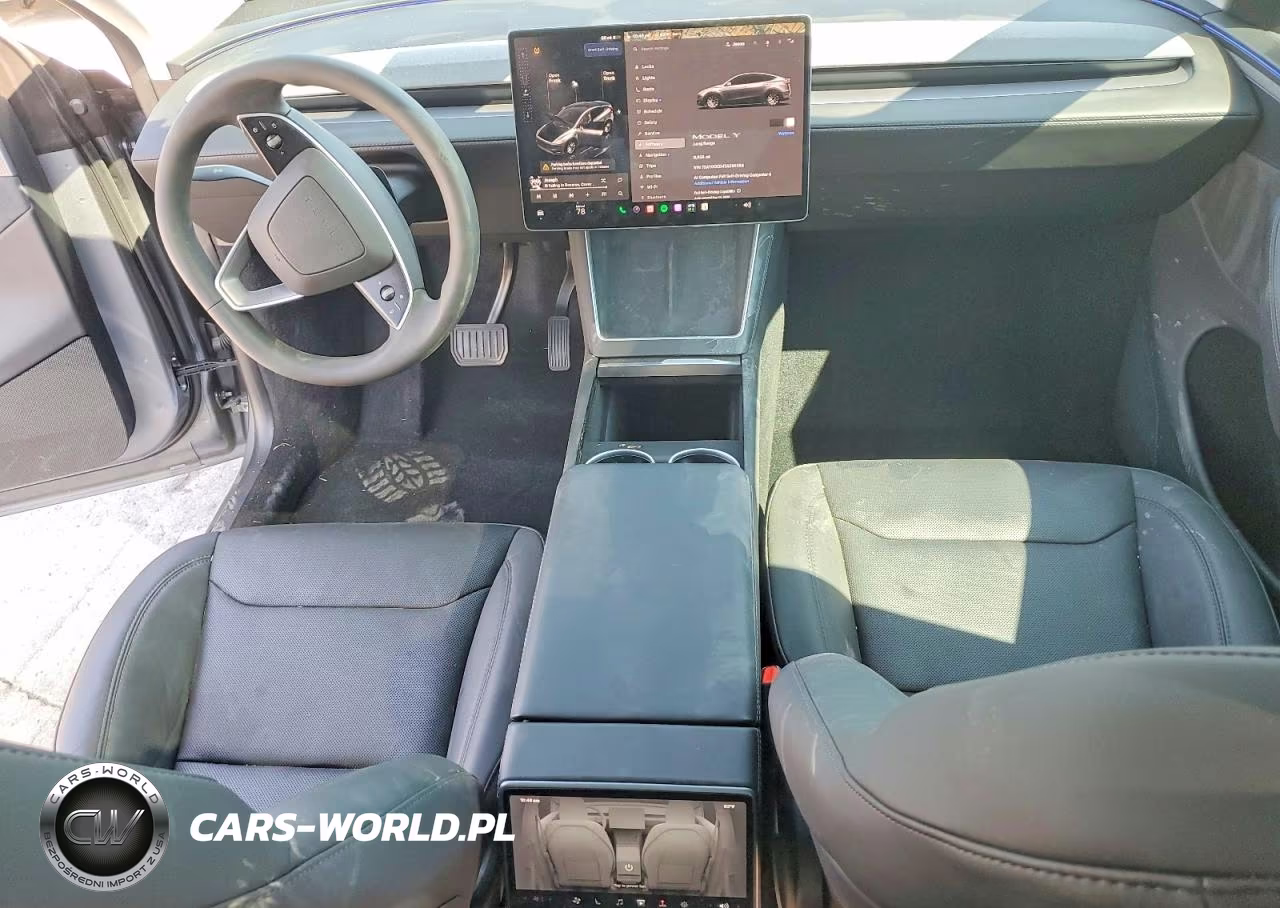 2026 Tesla Model Y VIN:7SAYGDED4TA586984 - 8