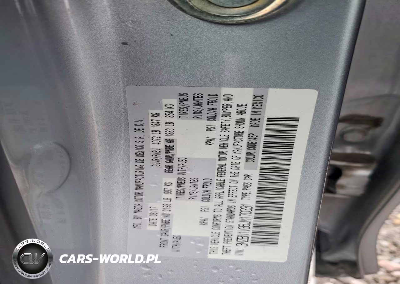 2018 Mazda 3 Touring VIN:3MZBN1V36JM170331 - 12