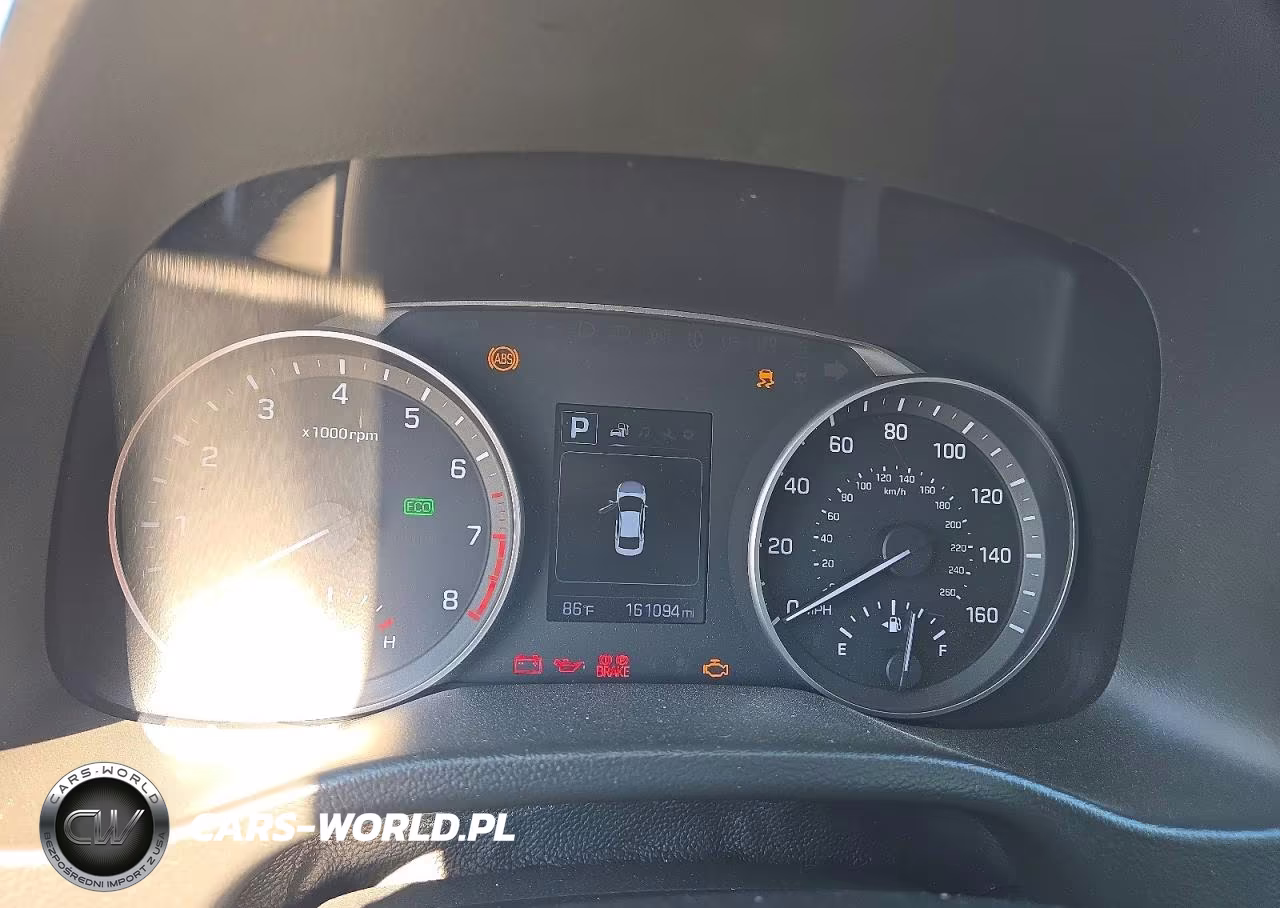 2018 Hyundai Elantra Sel VIN:5NPD84LF5JH305516 - 9