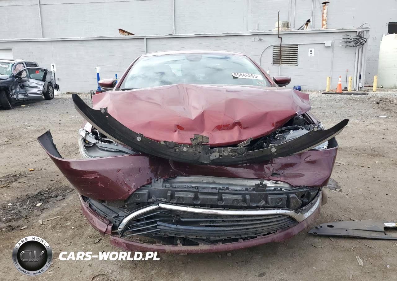 2016 Chrysler 200 Limited VIN:1C3CCCAB8GN120149 - 5