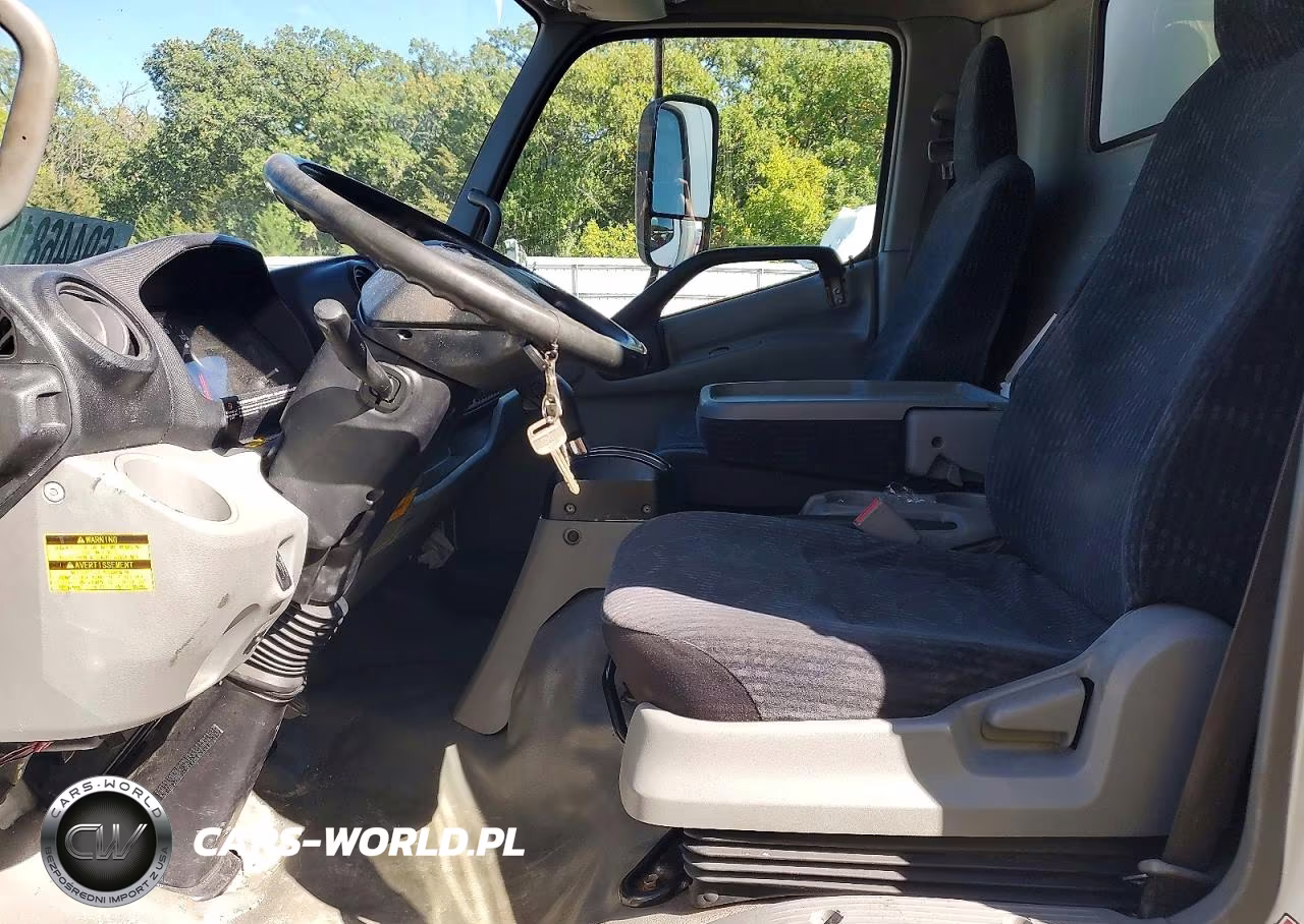 2018 Hino 195 Box Truck VIN:JHHSDM2H2JK007588 - 7