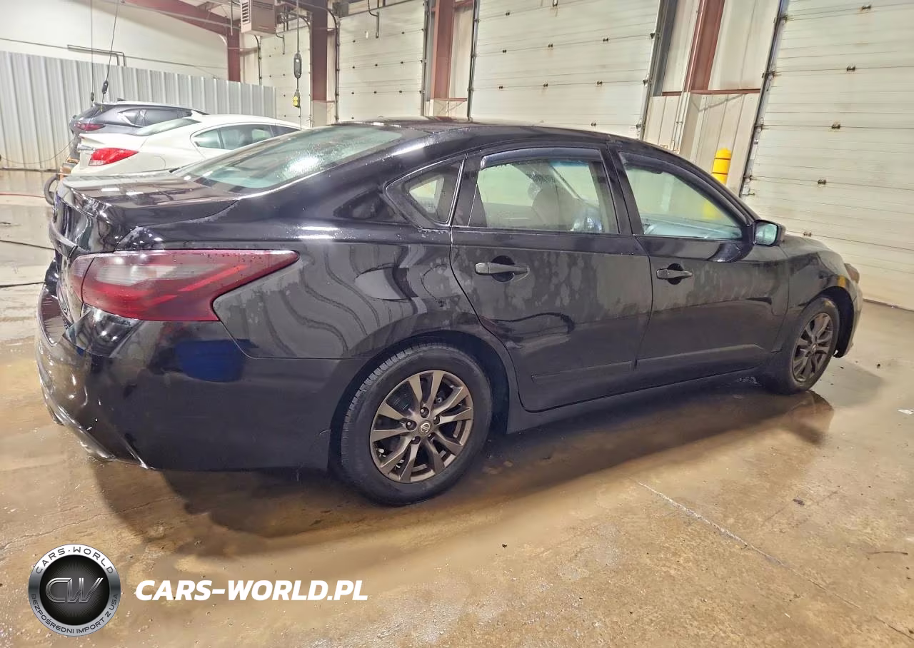 2018 Nissan Altima 2.5 S VIN:1N4AL3AP7JC228379 - 3