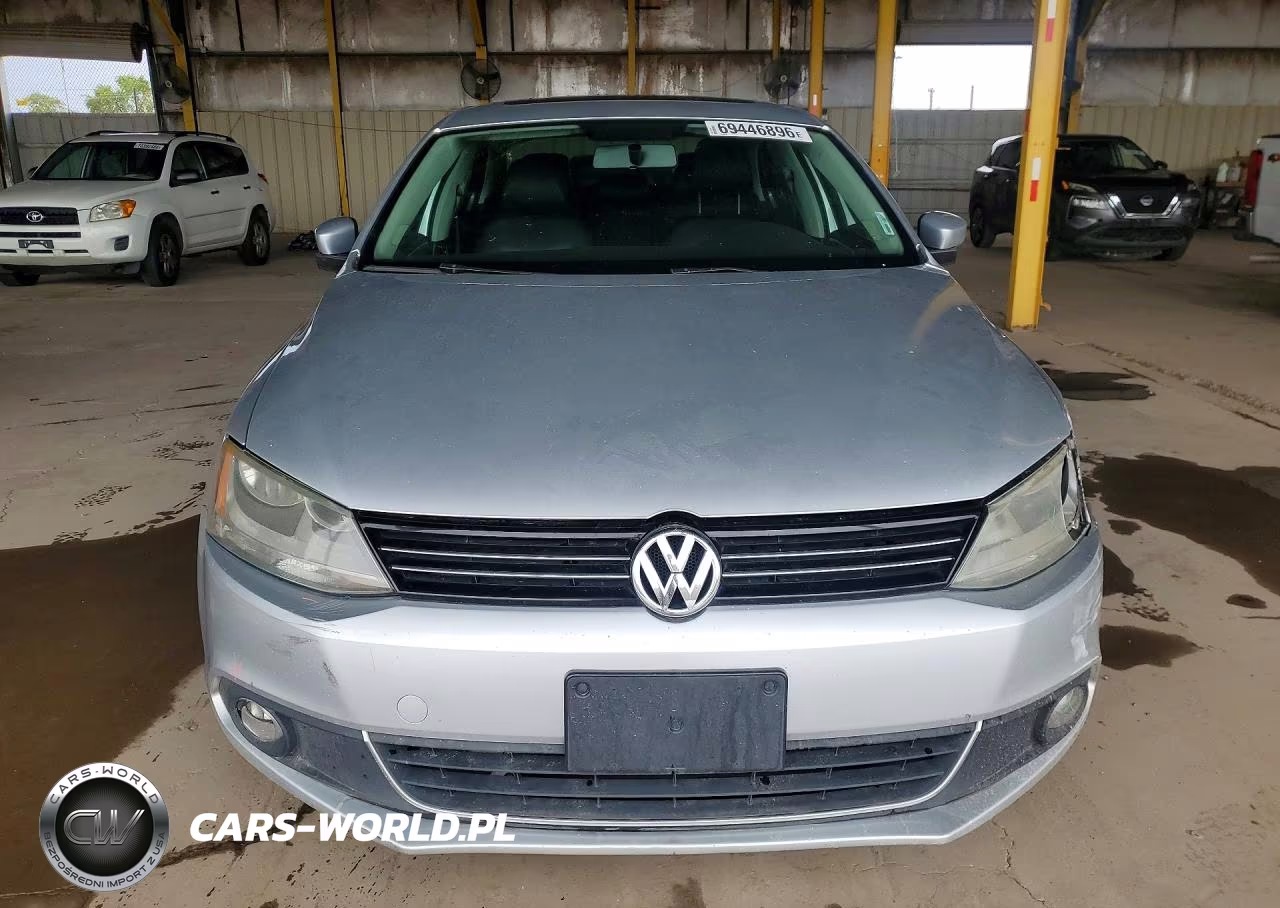 2011 Volkswagen Jetta Tdi VIN:3VWLL7AJ7BM116846 - 5