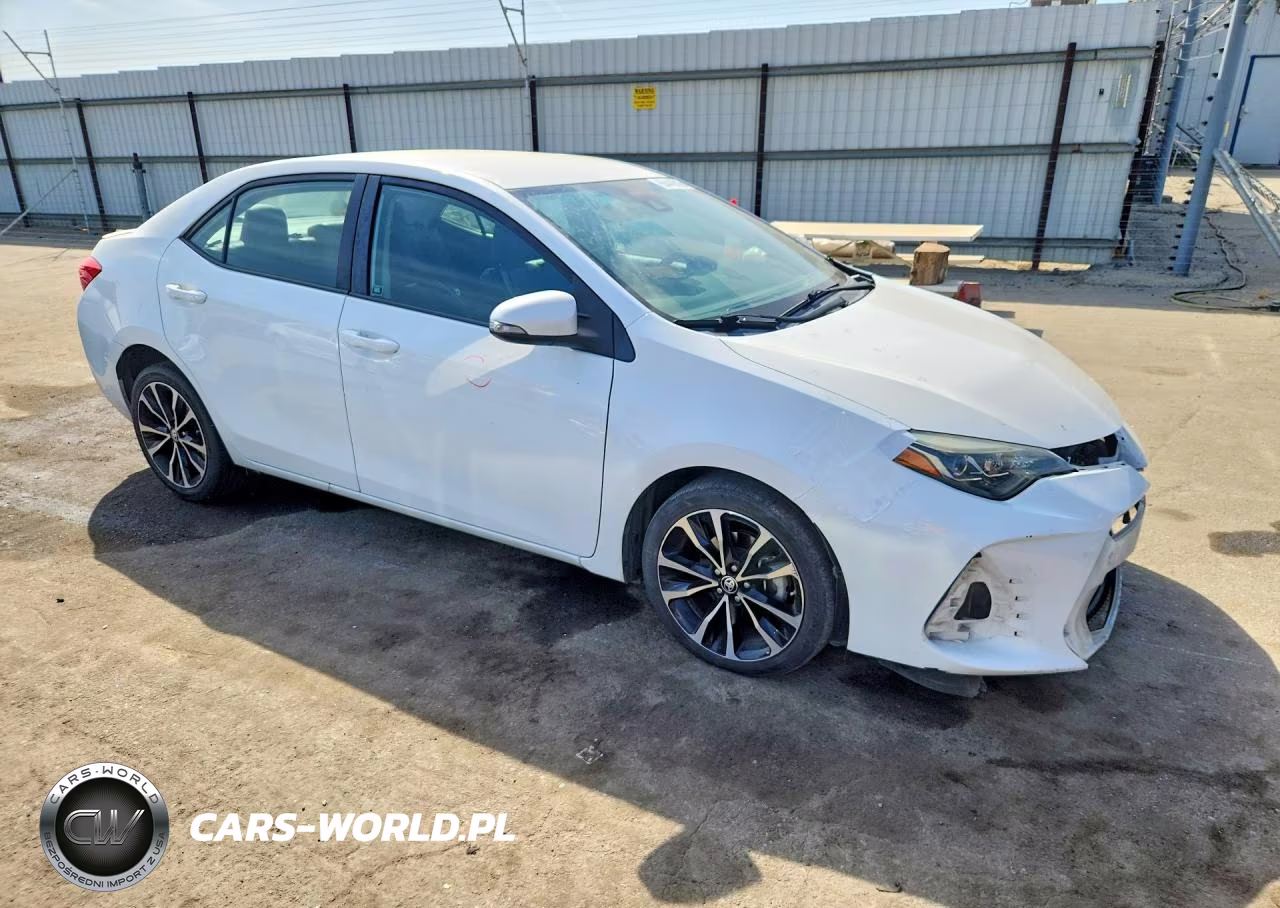 2017 Toyota Corolla Se VIN:5YFBURHEXHP696417 - 4