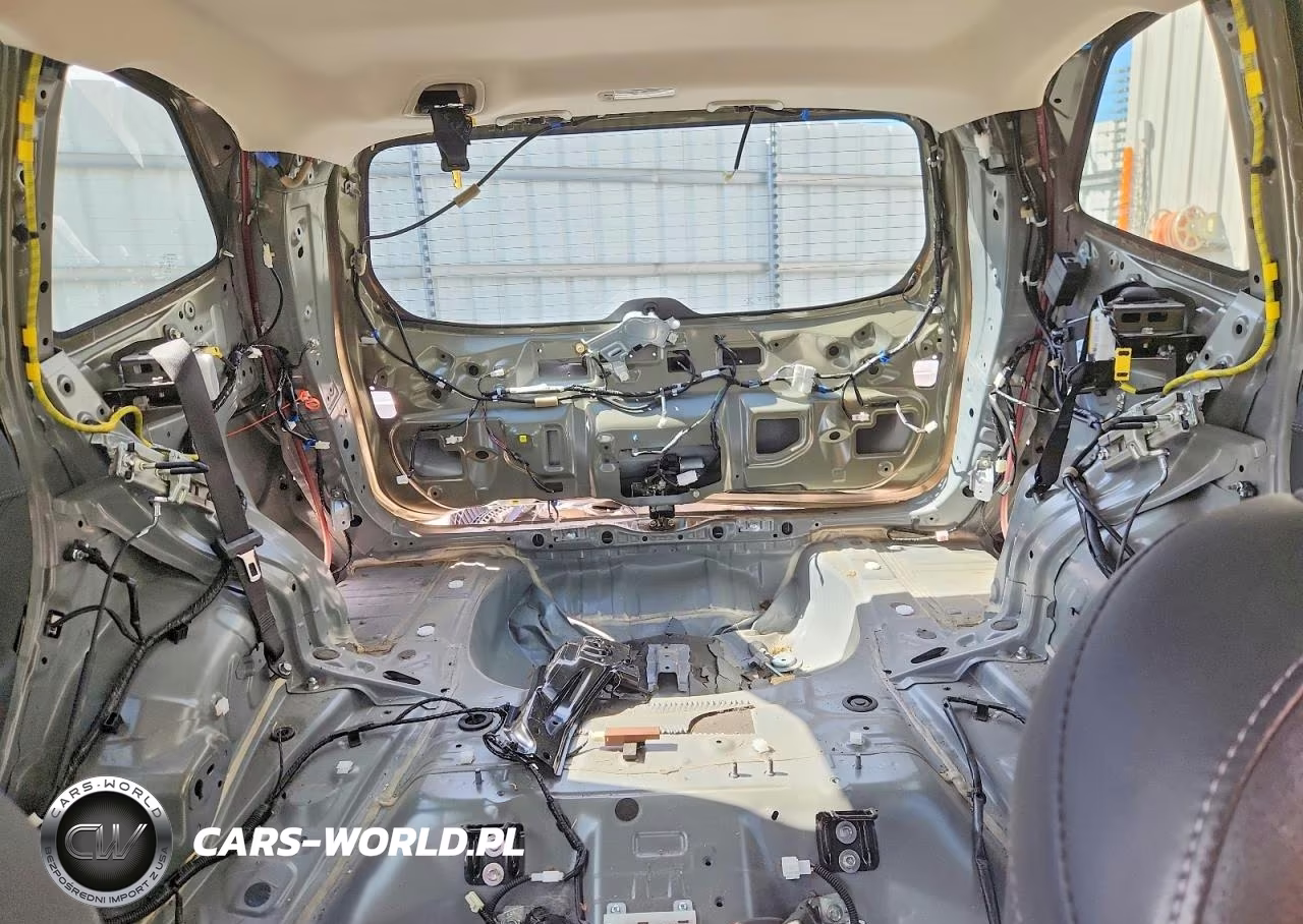 2023 Subaru Forester Limited VIN:JF2SKAPC3PH446424 - 10