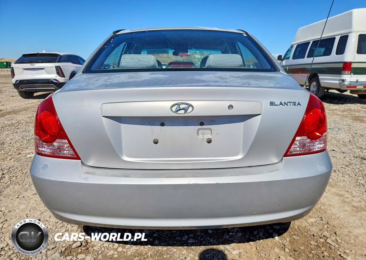 2004 Hyundai Elantra Gls VIN:KMHDN46D84U717325 - 6