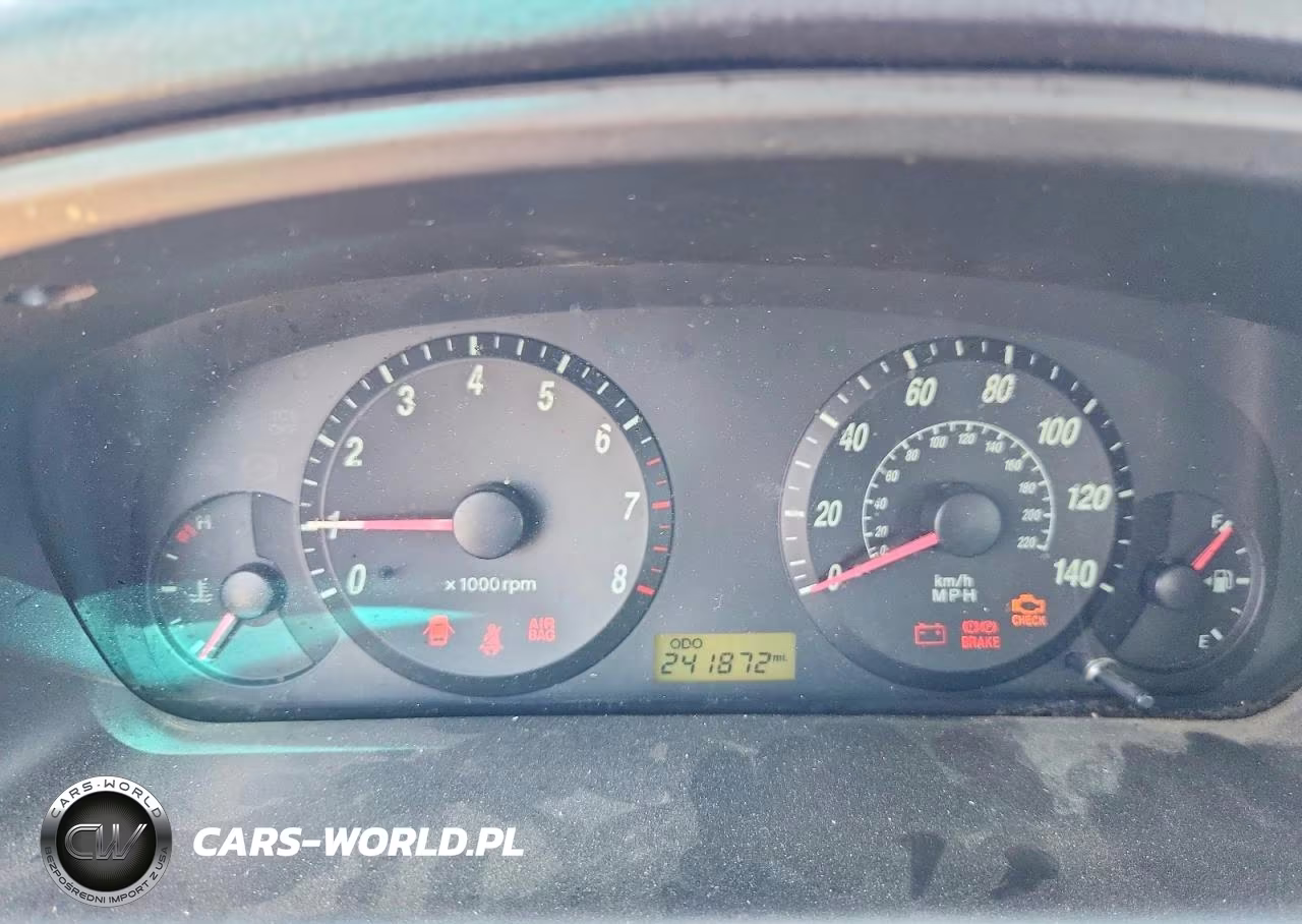 2004 Hyundai Elantra Gls VIN:KMHDN46D84U717325 - 9