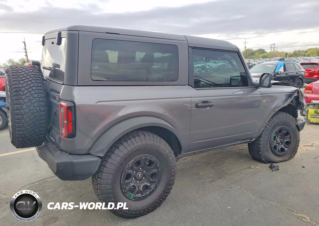 2023 Ford Bronco Base VIN:1FMDE5CP2PLB74844 - 3