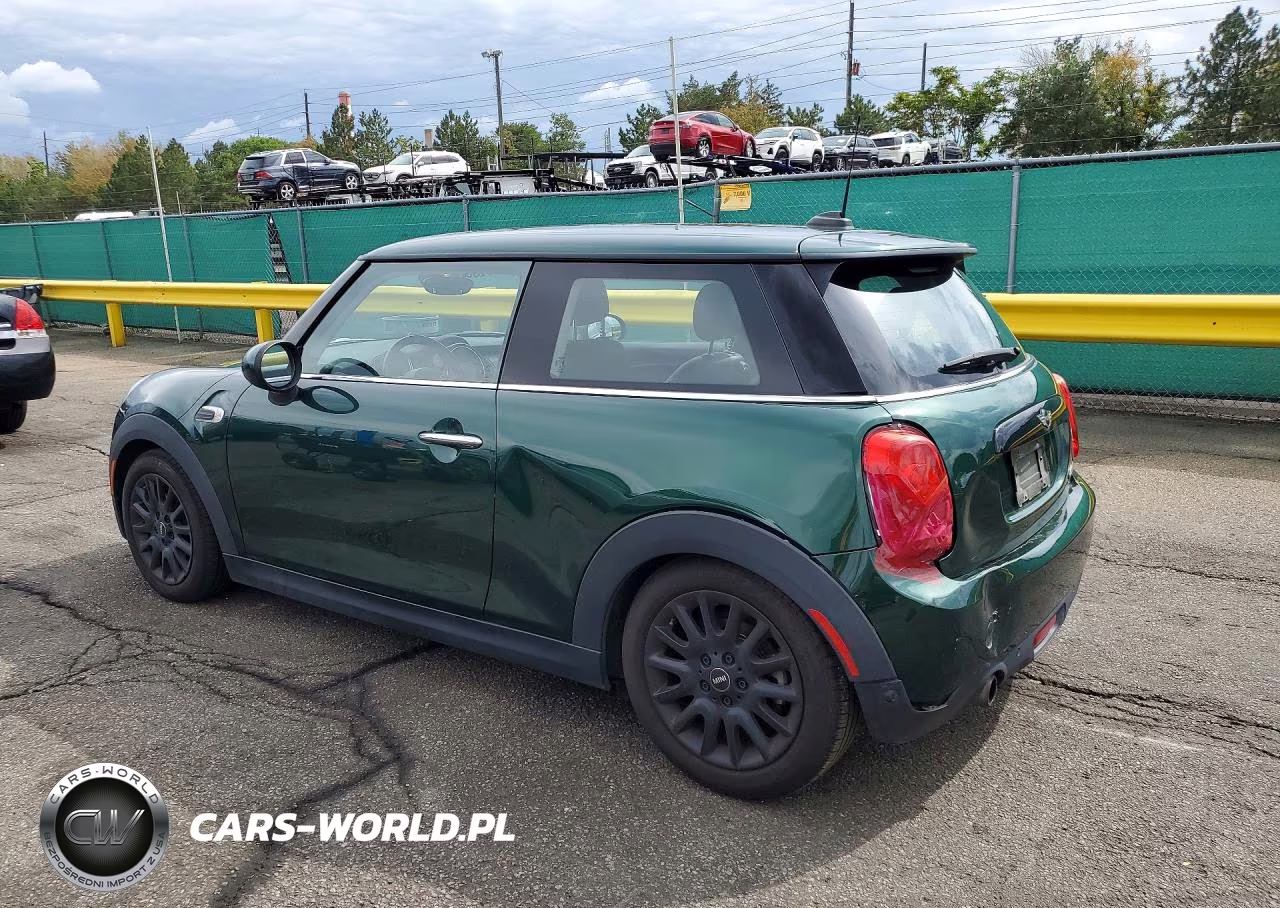 2018 Mini Cooper VIN:WMWXP5C55J2G62385 - 2