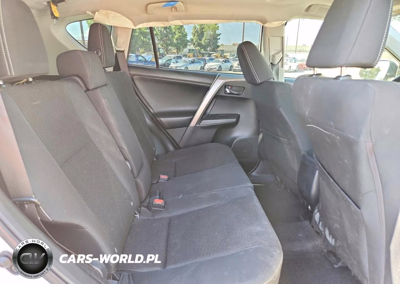 2018 Toyota Rav4 Xle VIN:JTMWFREV5JJ206556 - 11