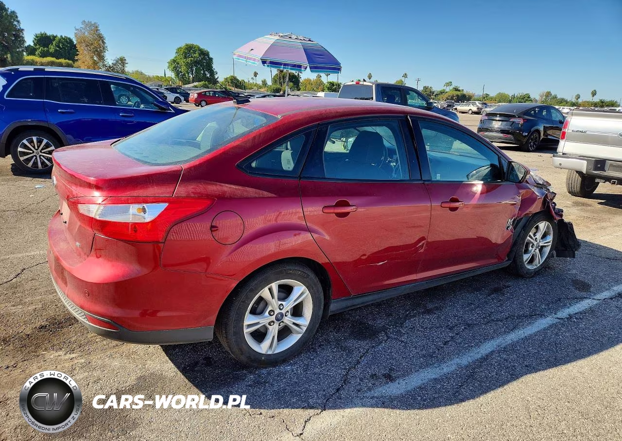 2014 Ford Focus Se VIN:1FADP3F20EL144280 - 3