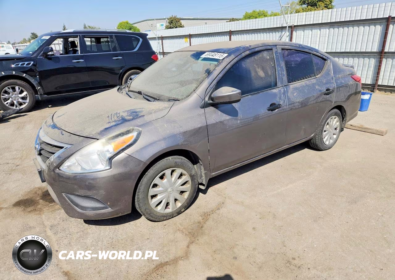 2016 Nissan Versa 1.6 S Plus – zdjęcie 1 z 12