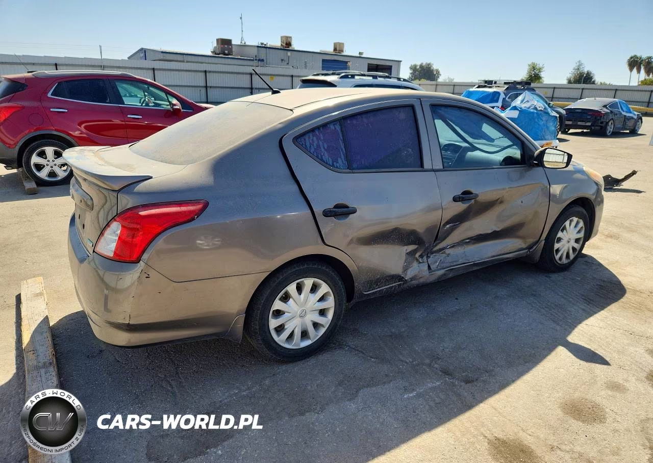 2016 Nissan Versa 1.6 S Plus VIN:3N1CN7AP6GL858110 - 3