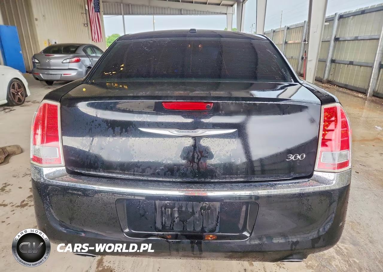 2014 Chrysler 300 VIN:2C3CCAAG5EH372964 - 6