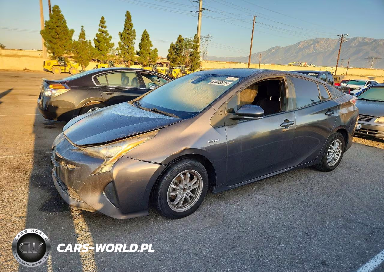 2017 Toyota Prius Two – zdjęcie 1 z 12