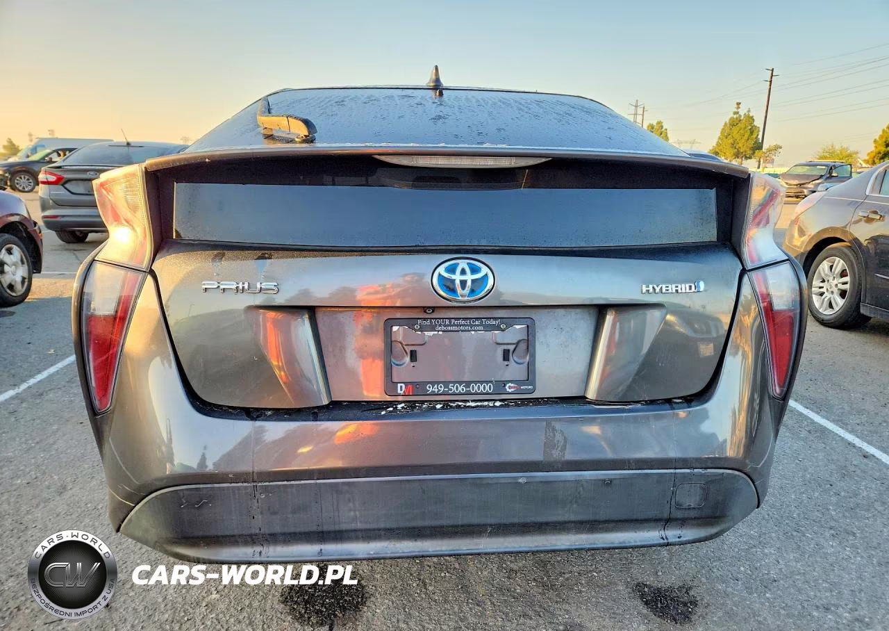 2017 Toyota Prius Two VIN:JTDKBRFU5H3540715 - 6