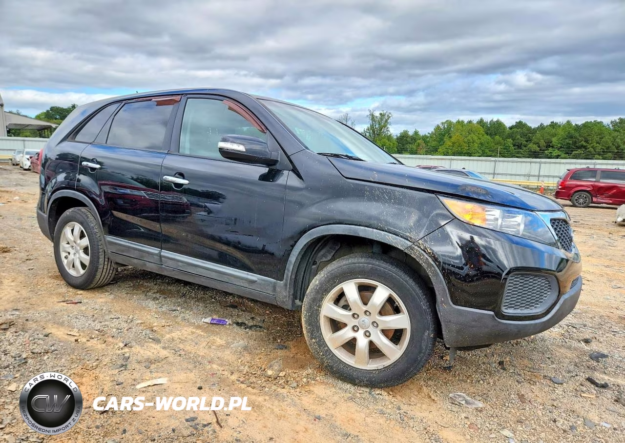 2012 Kia Sorento Lx VIN:5XYKT3A12CG303823 - 4