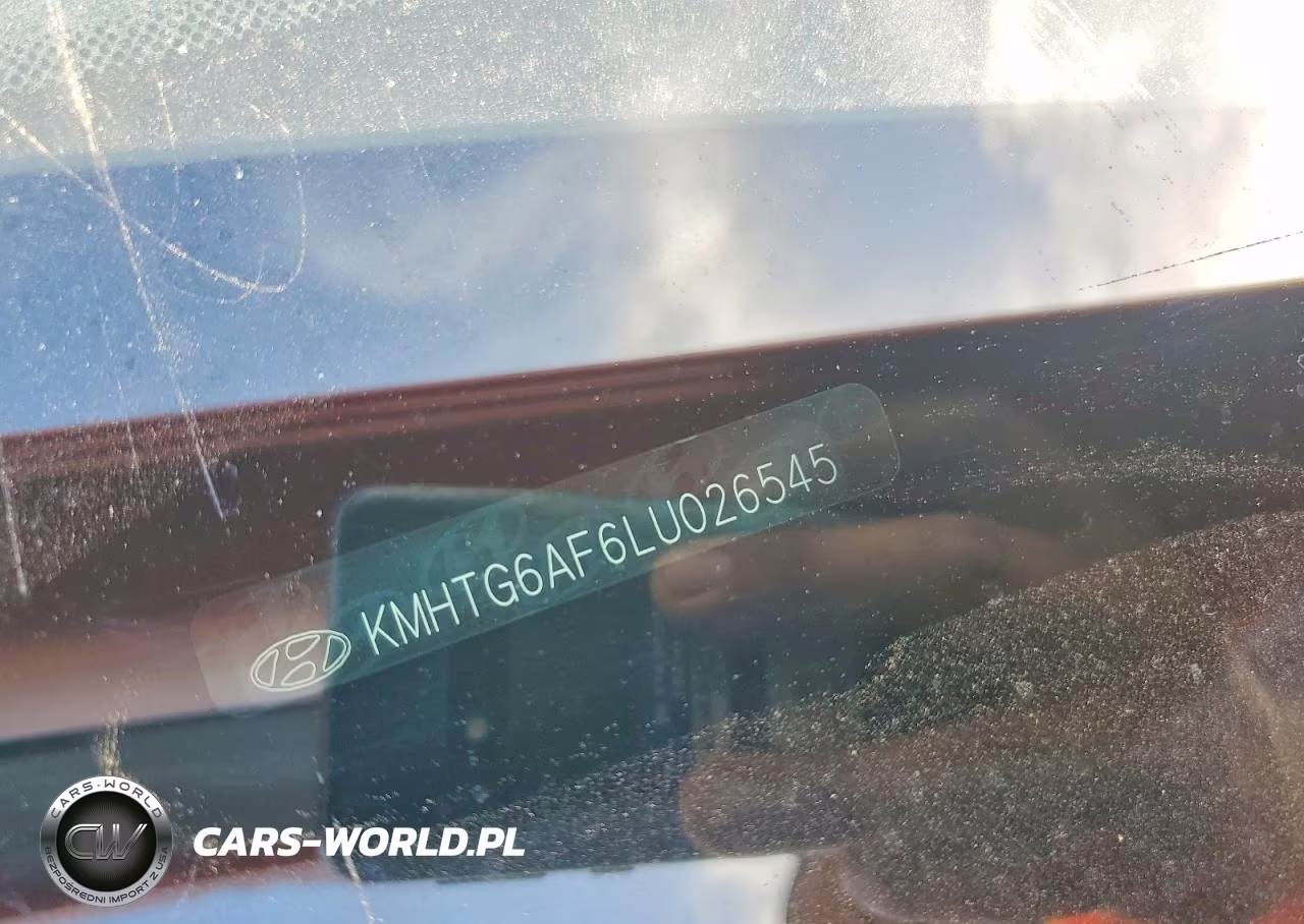 2020 Hyundai Veloster 2.0L VIN:KMHTG6AF6LU026545 - 12