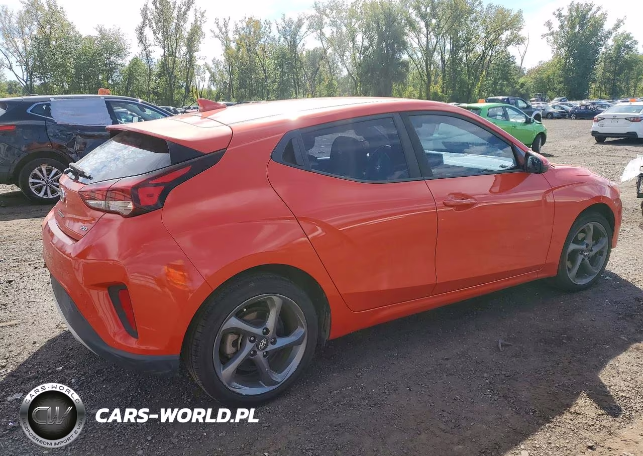 2020 Hyundai Veloster 2.0L VIN:KMHTG6AF6LU026545 - 3