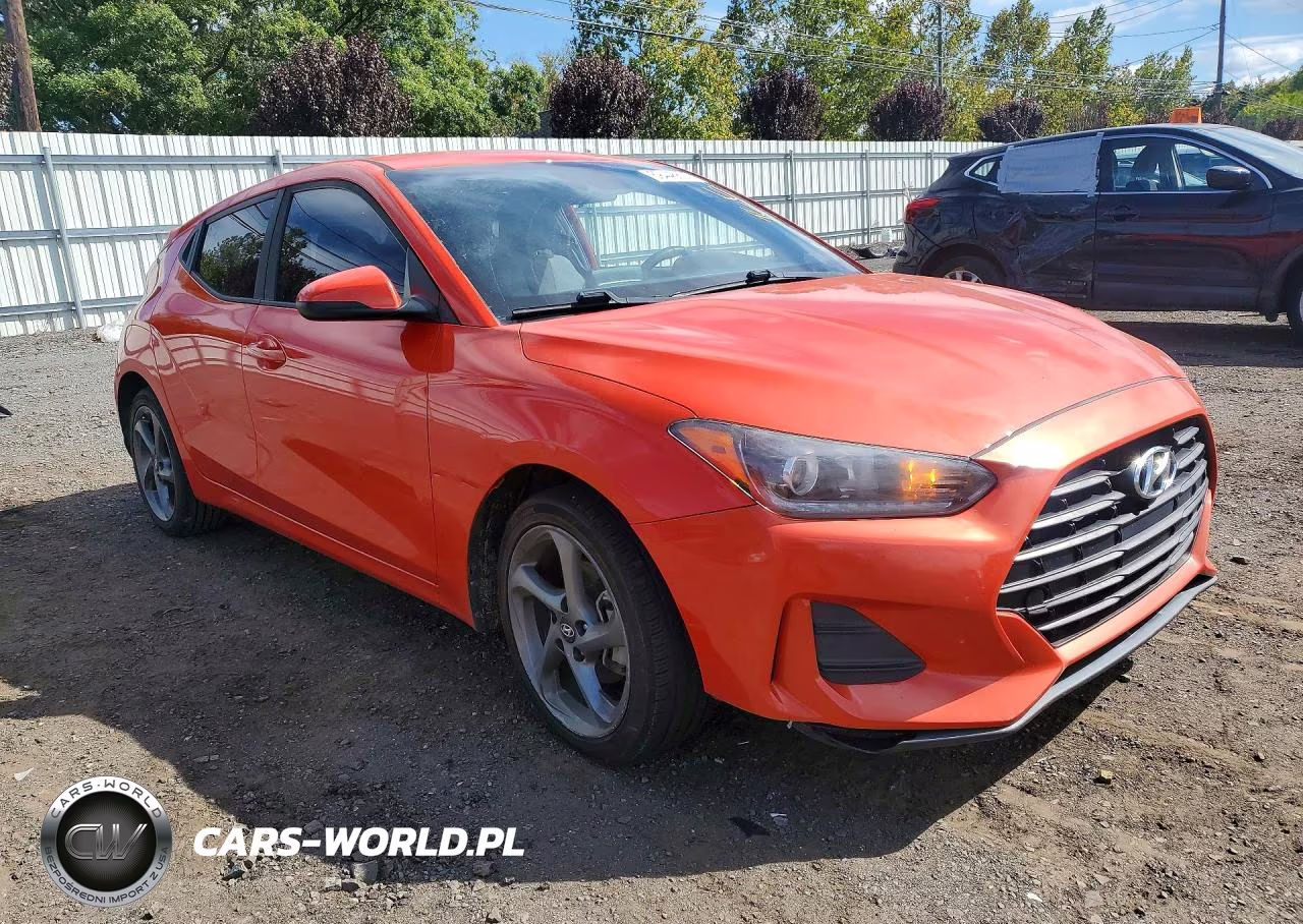 2020 Hyundai Veloster 2.0L VIN:KMHTG6AF6LU026545 - 4