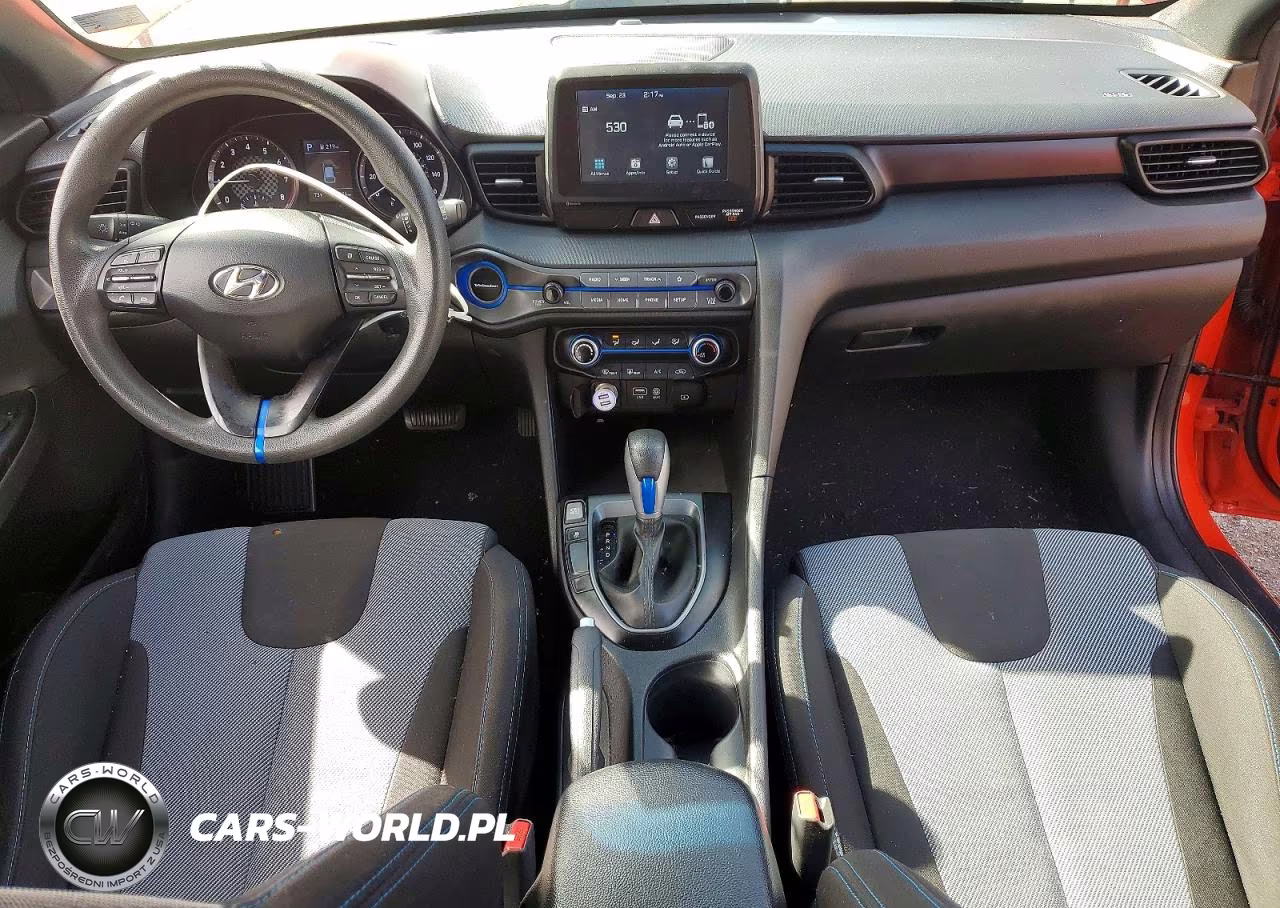 2020 Hyundai Veloster 2.0L VIN:KMHTG6AF6LU026545 - 8