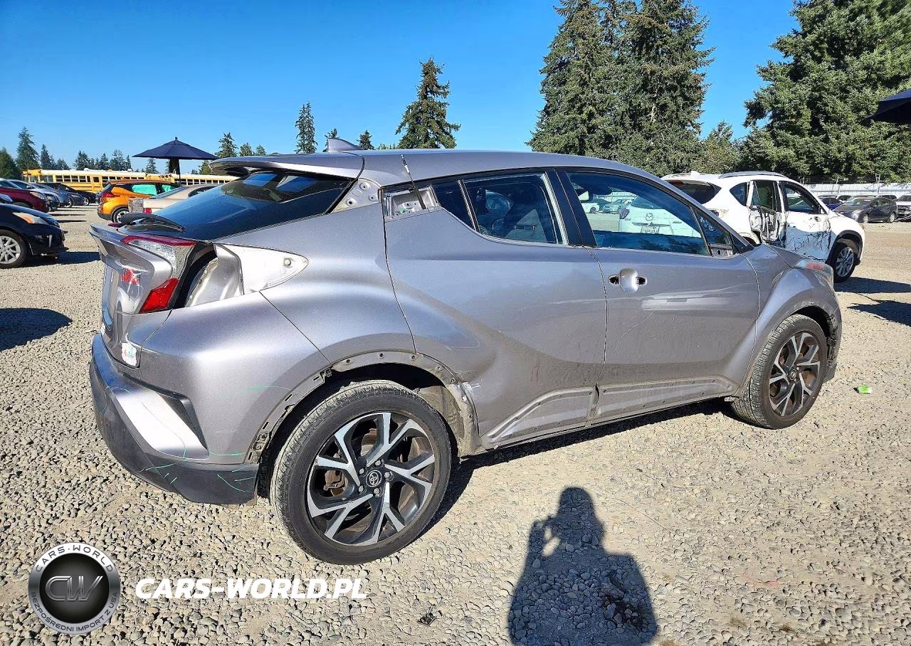 2018 Toyota C-Hr Xle Premium VIN:NMTKHMBX2JR021349 - 3