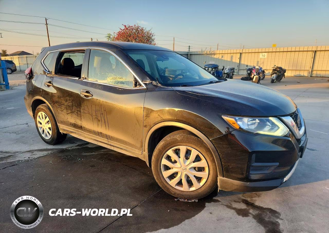 2019 Nissan Rogue S VIN:5N1AT2MT0KC781207 - 4