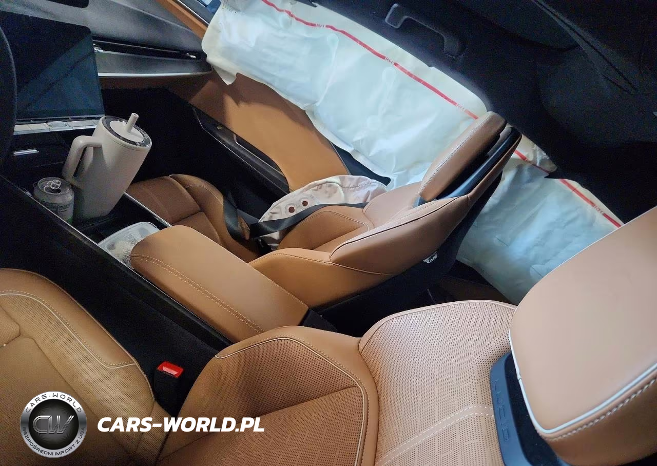 2026 Lucid Motors Gravity Grand Touring VIN:7UUG1GHJ5TA040073 - 8
