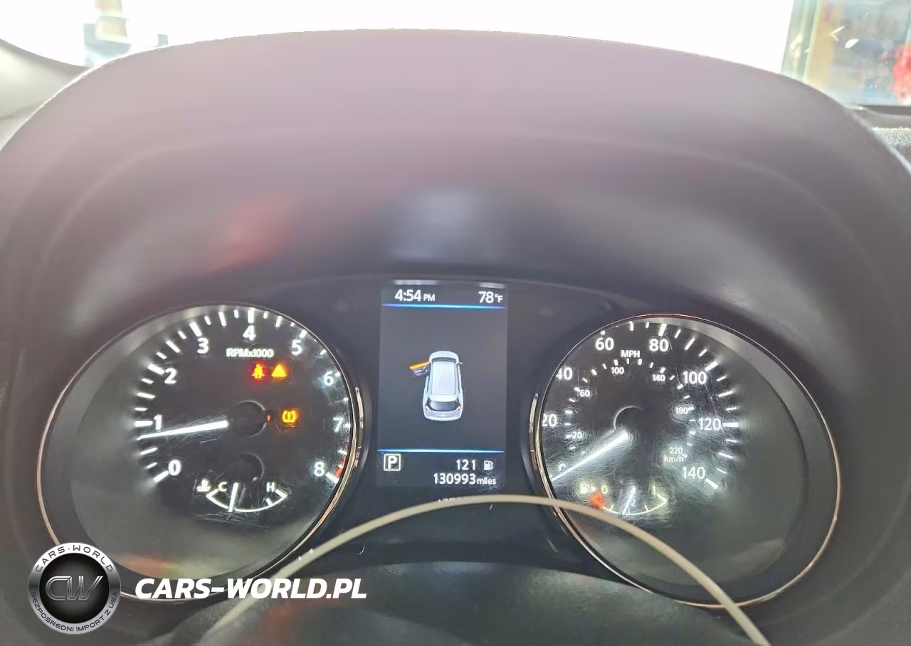 2019 Nissan Rogue S VIN:KNMAT2MTXKP540817 - 9